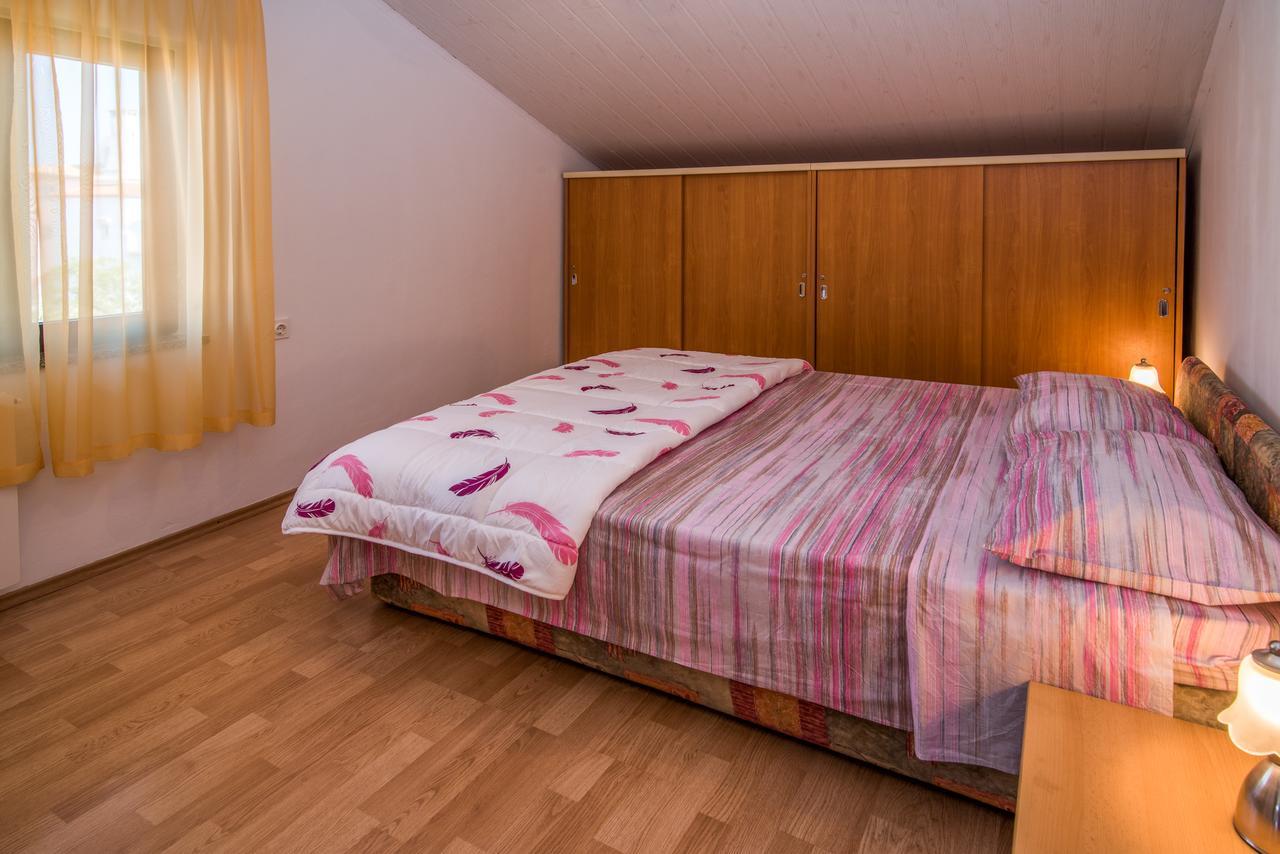 Apartment Sandra Krk 크르크 외부 사진