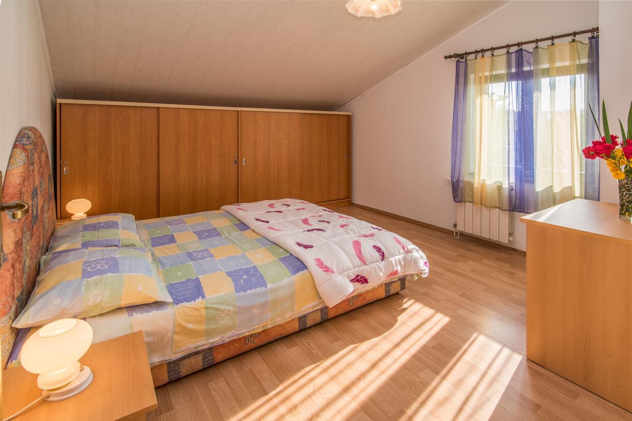Apartment Sandra Krk 크르크 외부 사진