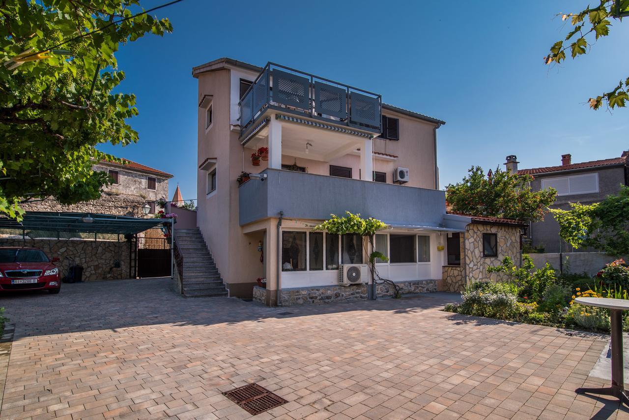 Apartment Sandra Krk 크르크 외부 사진